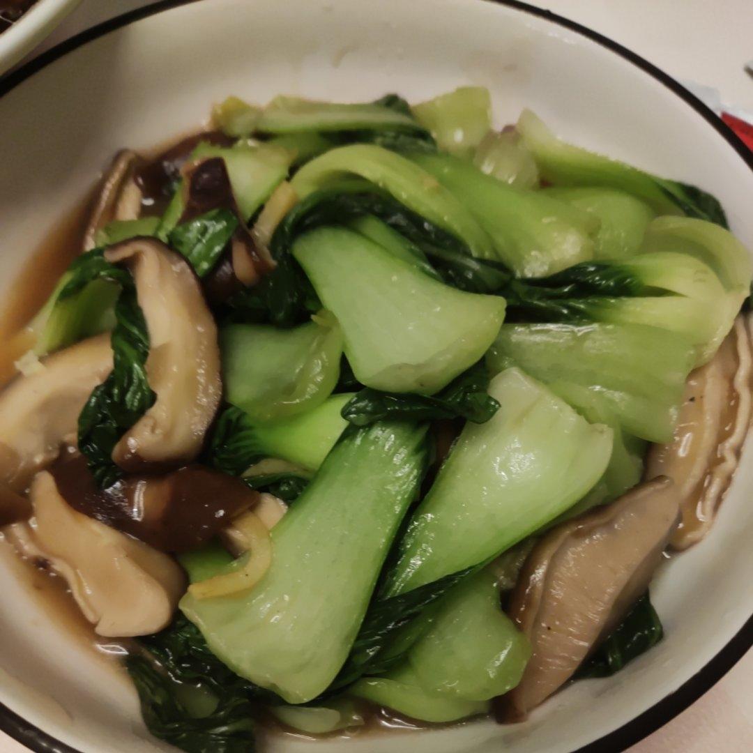 香菇油菜（简单快手）