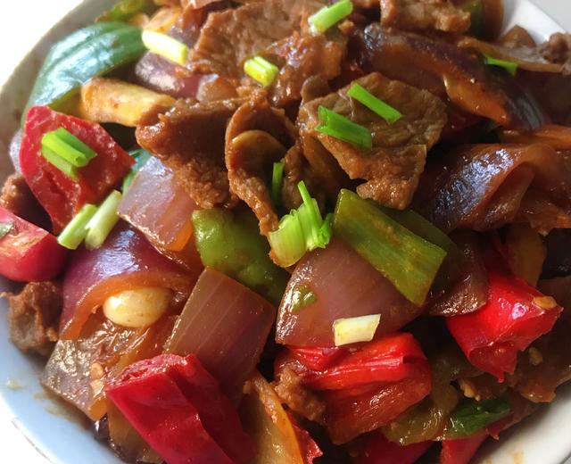 洋葱牛肉片的做法