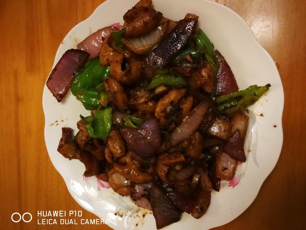 洋葱炒大肠