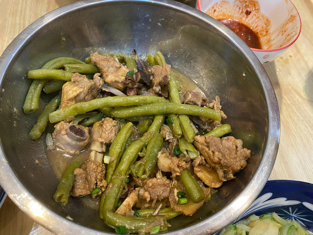 排骨炖豆角 软烂不柴～