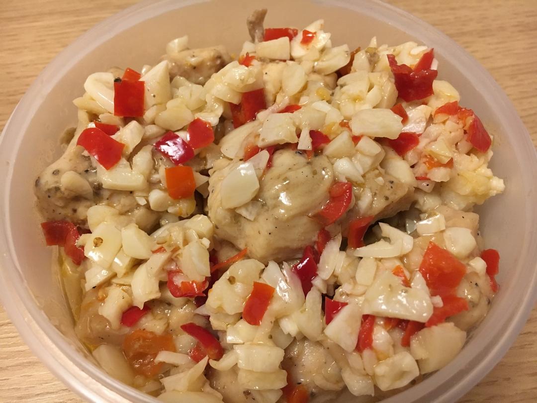 蒜蓉蒸鸡胸（鸡腿）