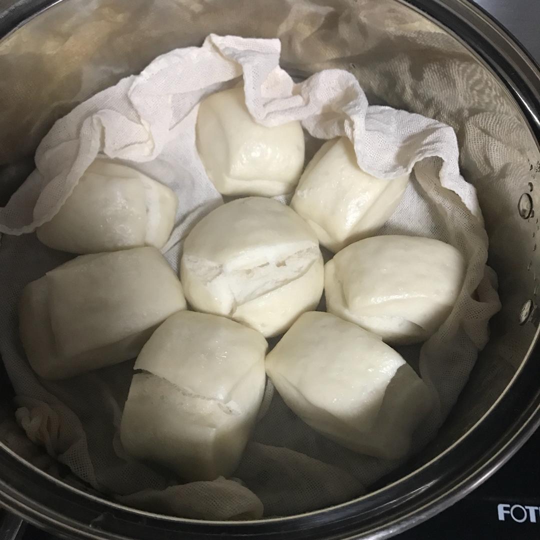 轻松做出光滑松软馒头的秘诀