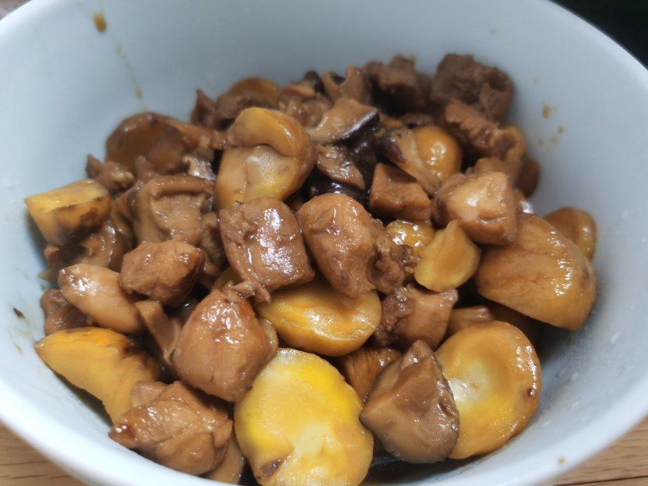 【栗子烧鸡】鸡肉都给你吃，栗子归我~