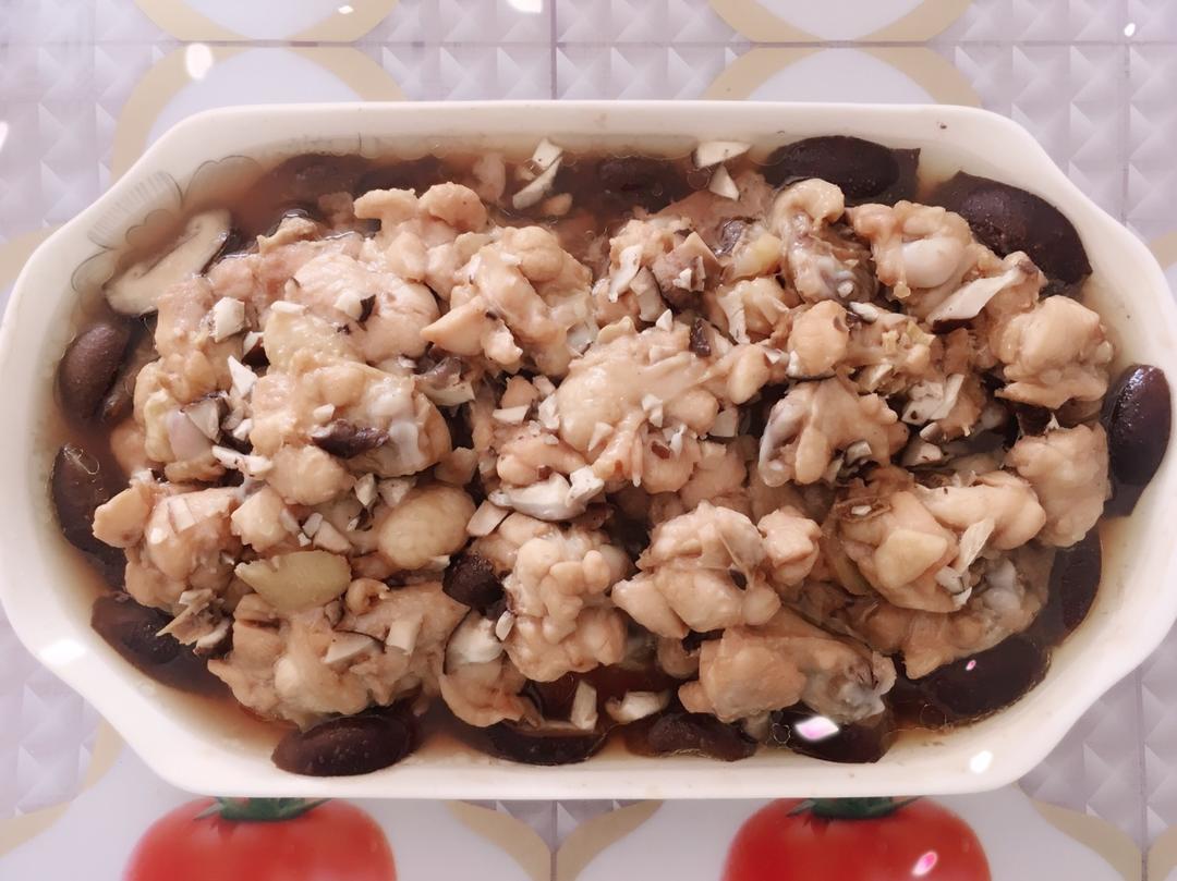 香菇蒸鸡腿肉