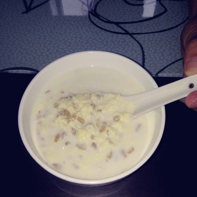牛奶鸡蛋燕麦