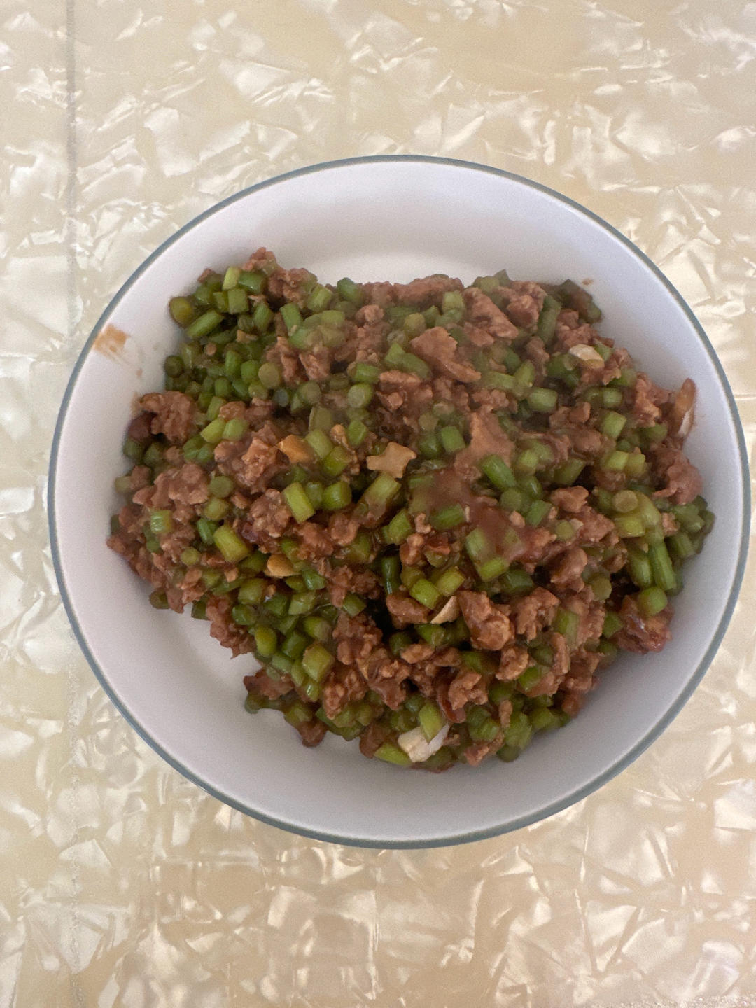 下饭神器蒜苔粒炒肉碎