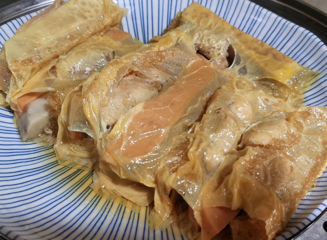港式四寶滑雞扎 ( Hong Kong Style Steamed Chicken Roll )