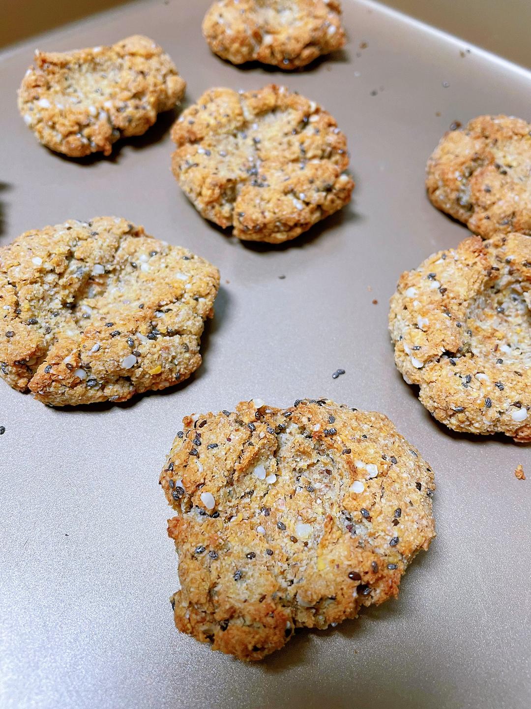 2个方子低碳水生酮小饼干（简单到有手就能做）的做法