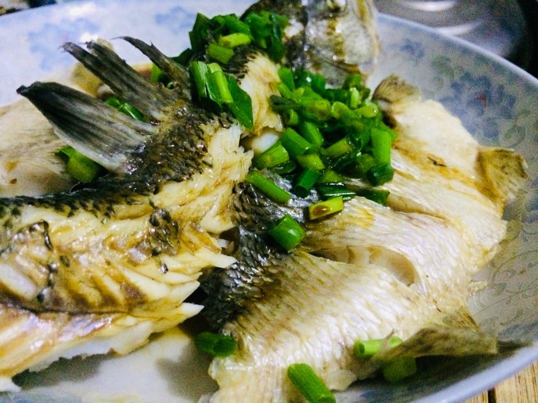 清蒸鲈鱼