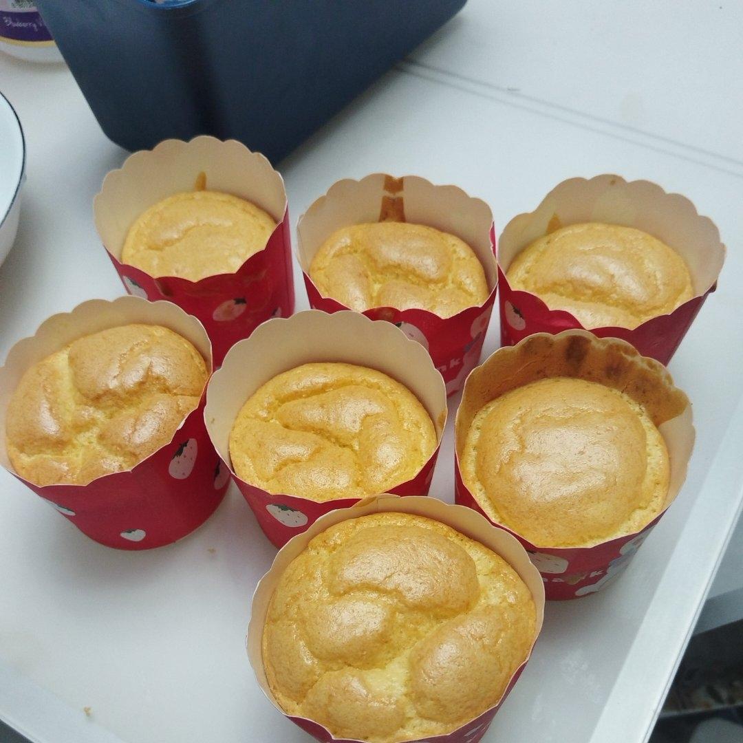 酸奶纸杯小蛋糕