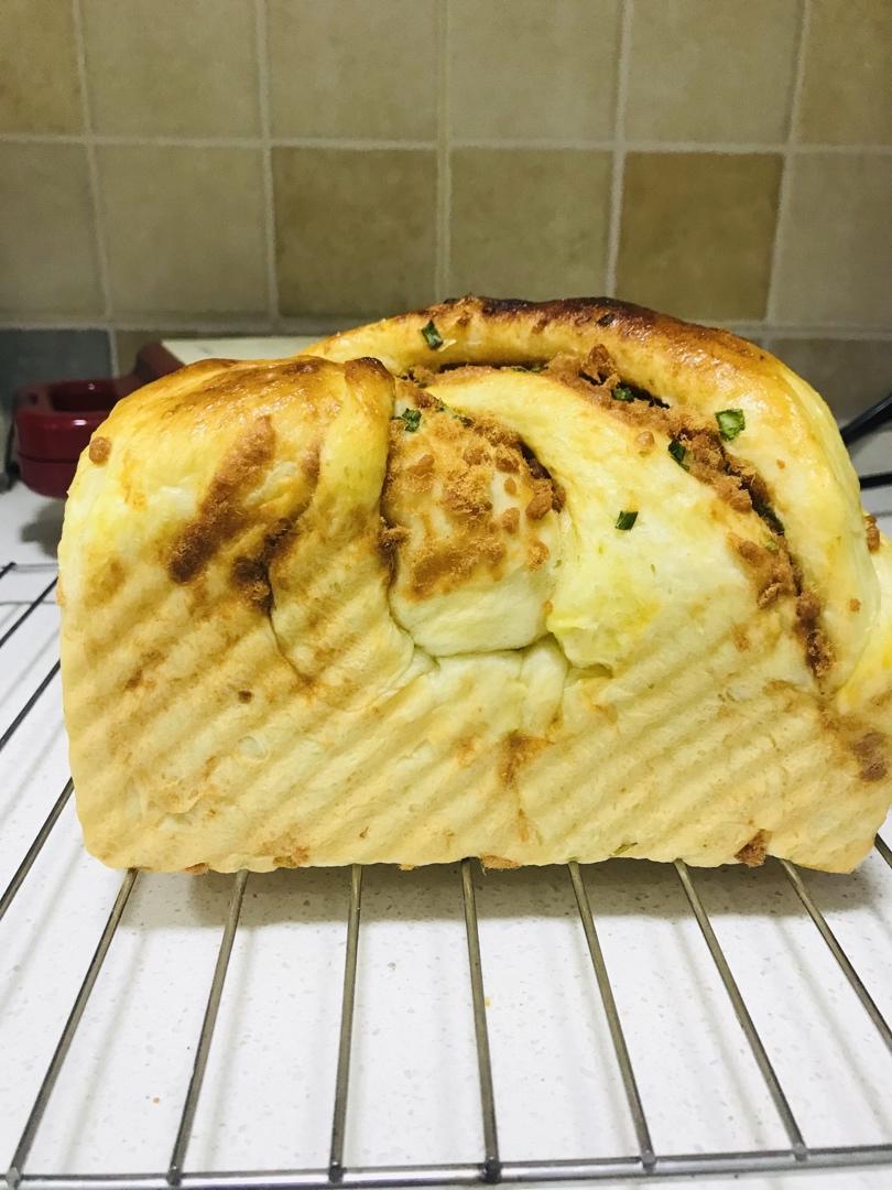香葱肉松手撕吐司