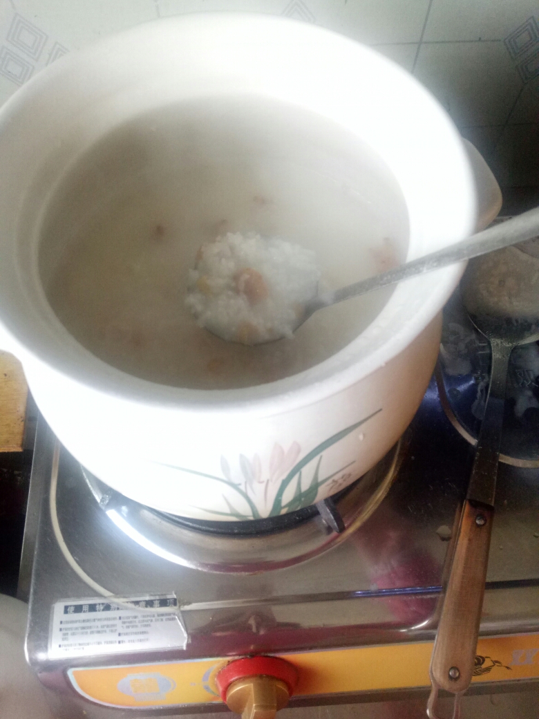 鲜香绵滑海米干贝猪肉粥的做法 步骤5