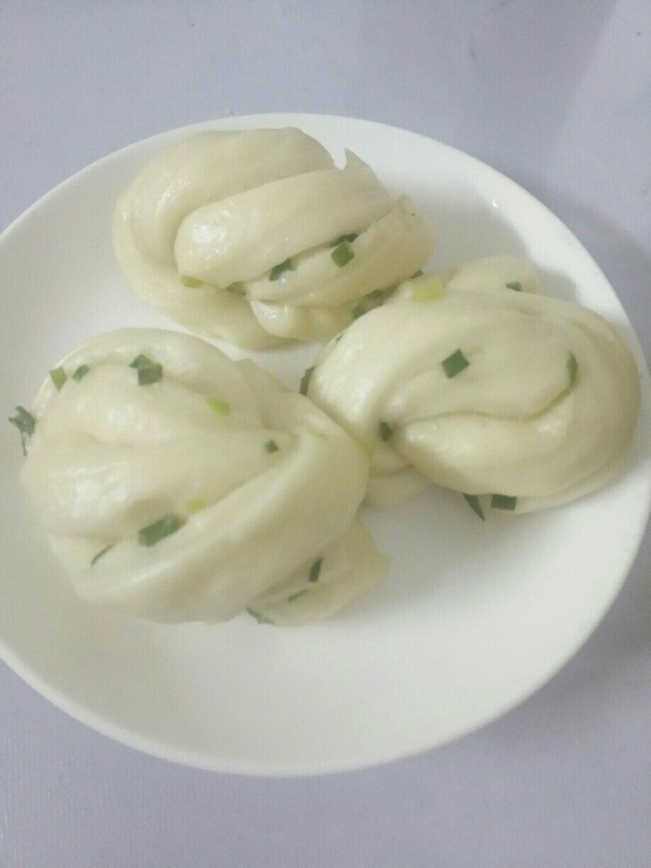 葱油花卷 Steamed Roll