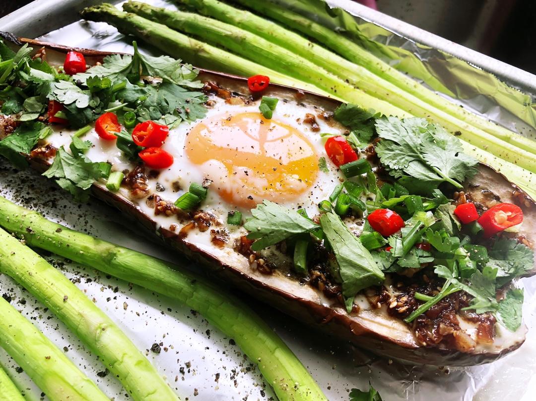 鸡蛋蒜蓉烤茄子｜香辣甜咸