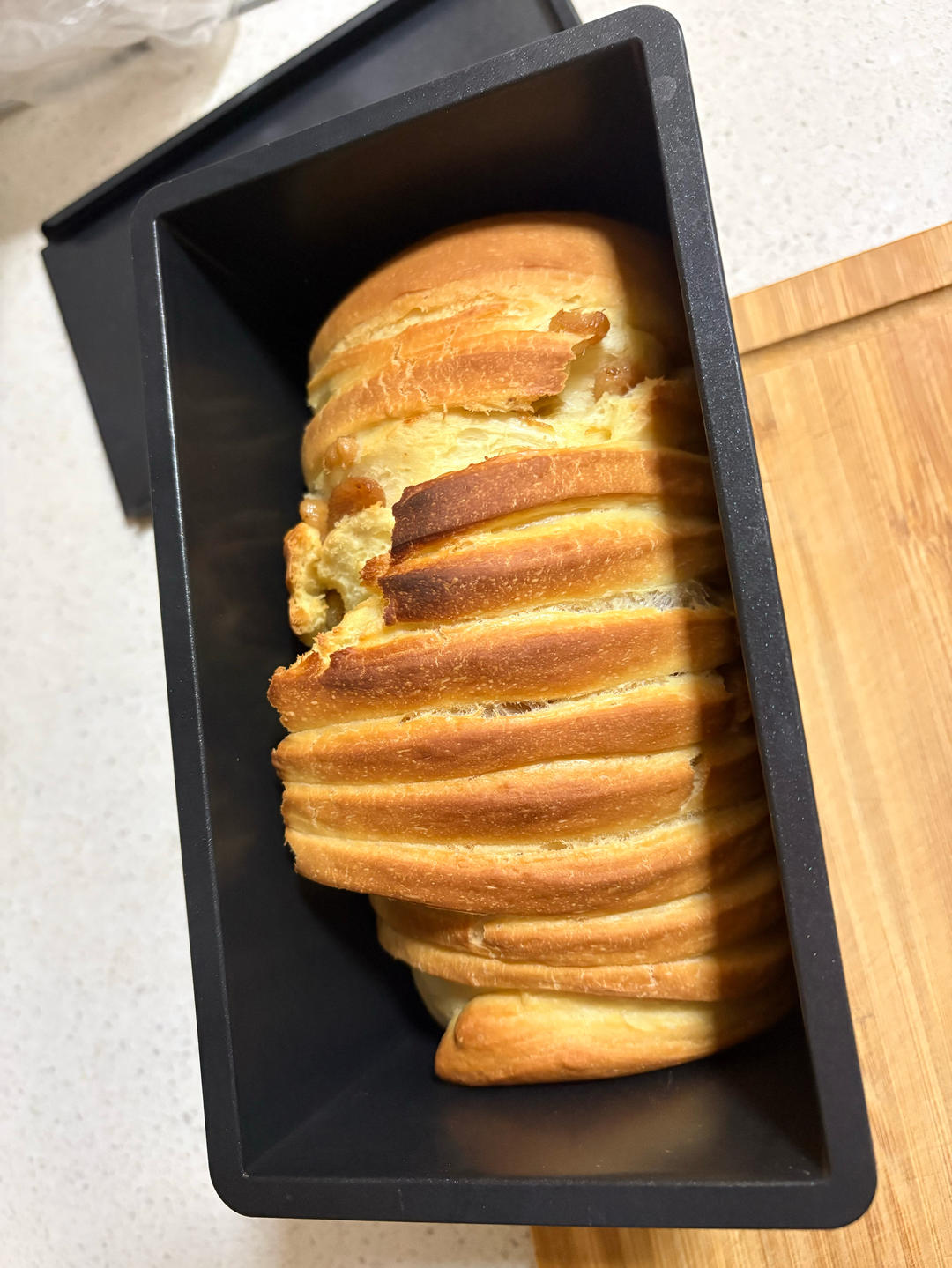 葡萄干面包，教你如何快速用双手揉出松软可口的吐司面包