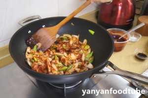 韩式葱爆肥牛 Korean Style Beef with Spring Onion的做法 步骤3