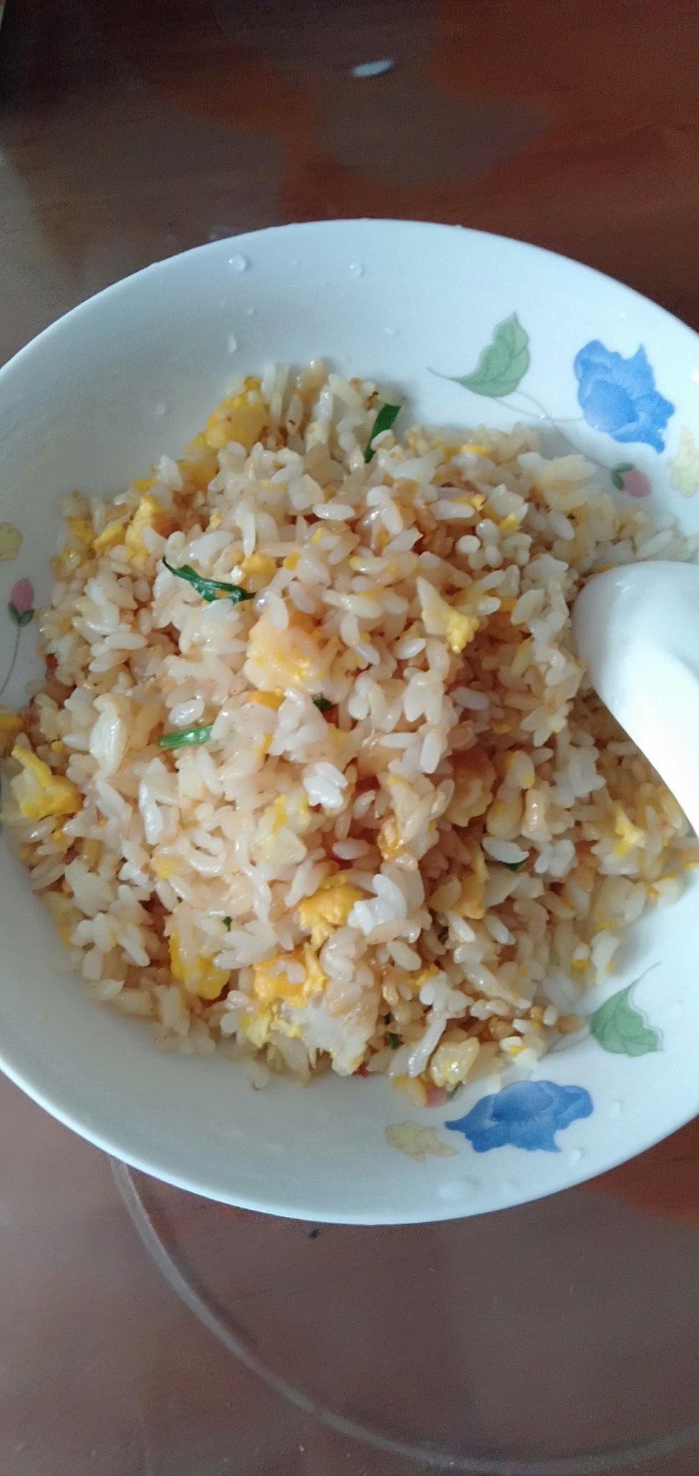 最简单的蛋炒饭