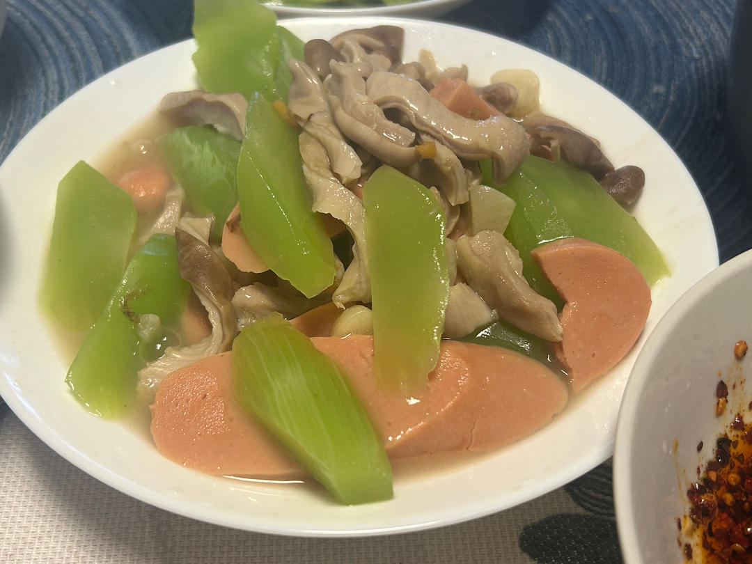 厨师长教你：“大蒜烧肚条”的家常做法，味道鲜美下饭先收藏起来