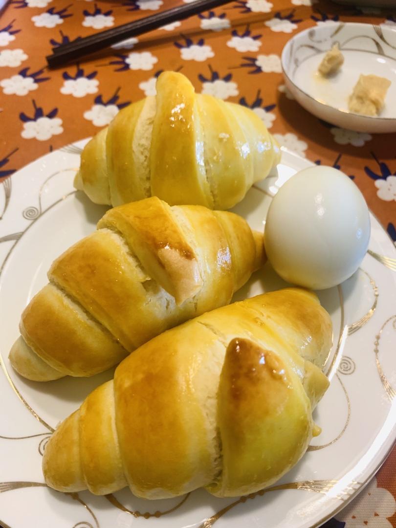 无黄油版牛角面包