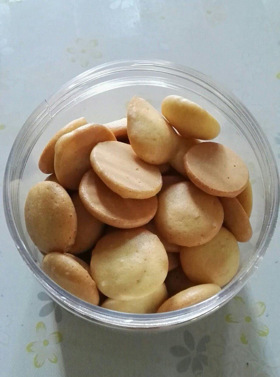 老少皆宜的蛋黄饼干