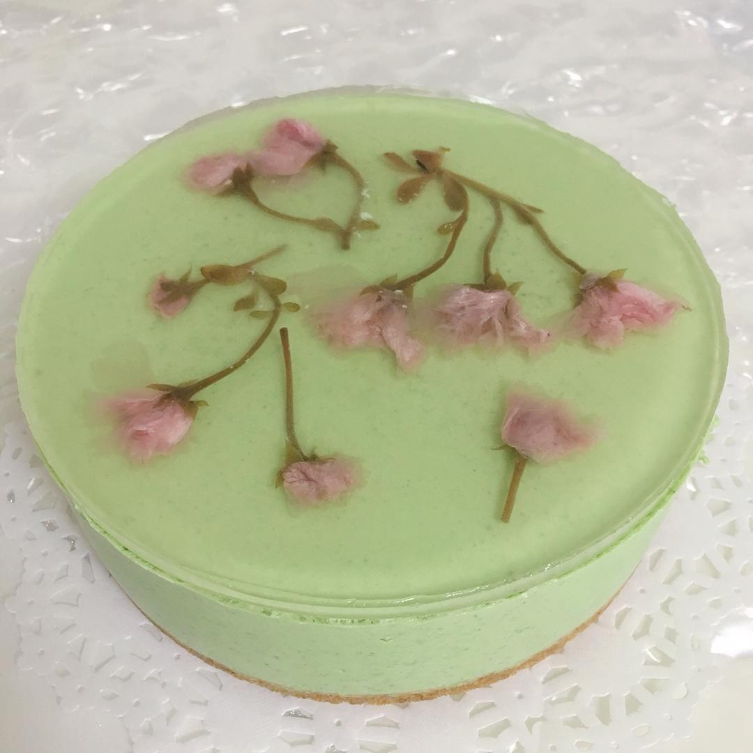 抹茶樱花慕斯