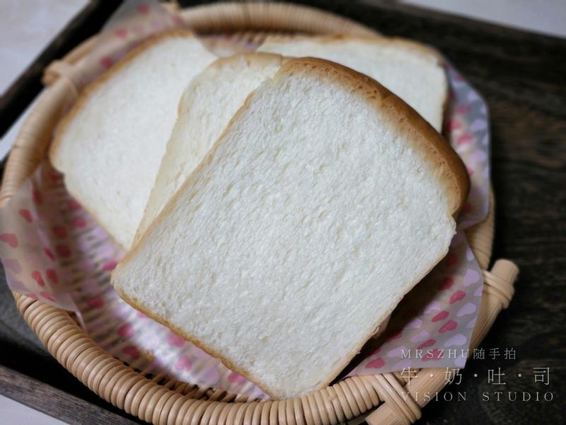 纯奶手撕吐司的做法 步骤1