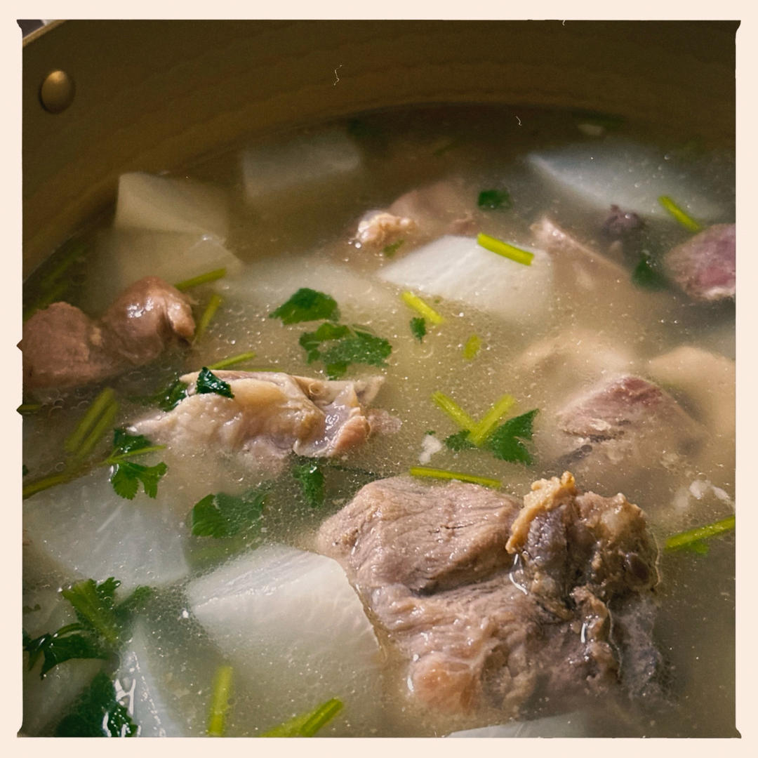 棒骨萝卜汤