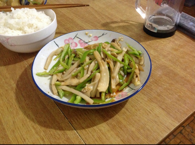 凉拌手撕杏鲍菇