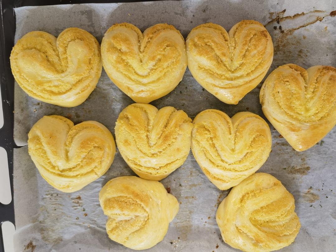 心形❤️椰蓉面包