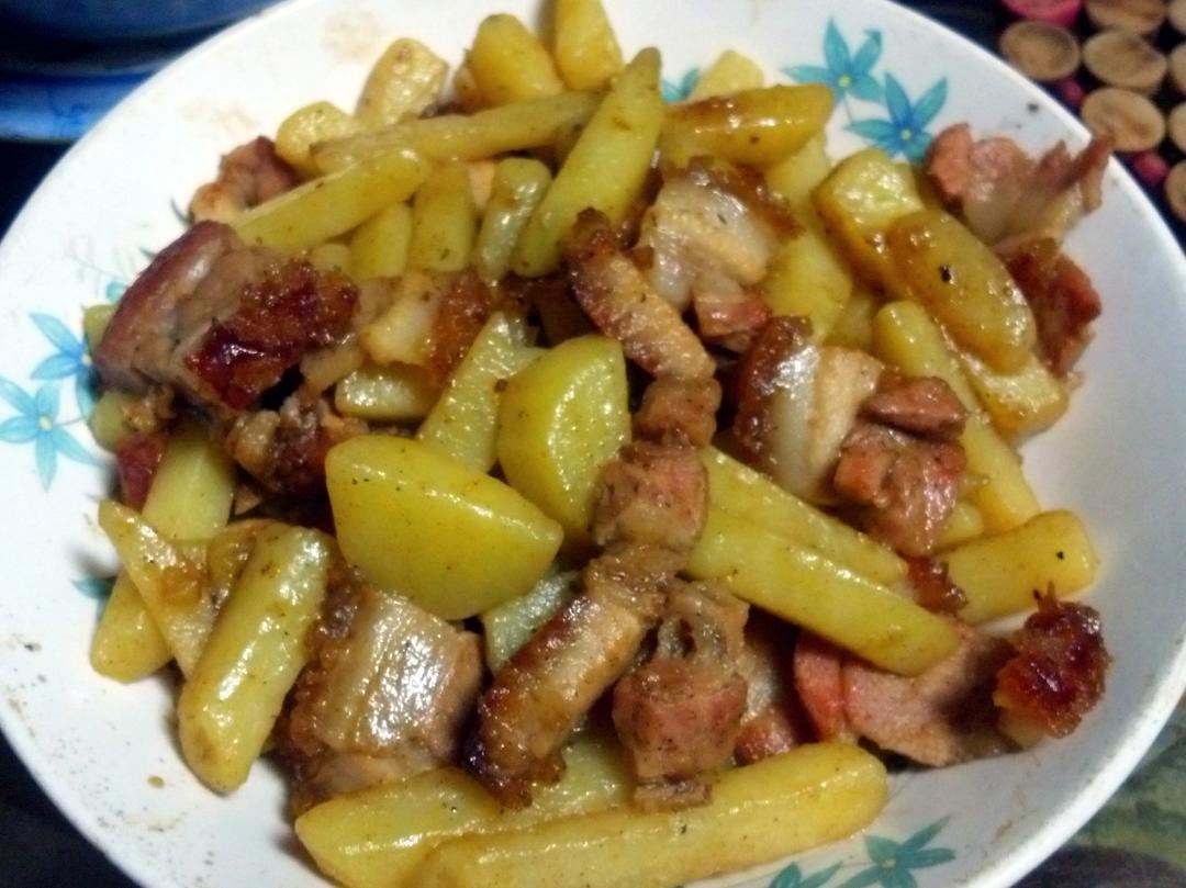 烧肉土豆的做法