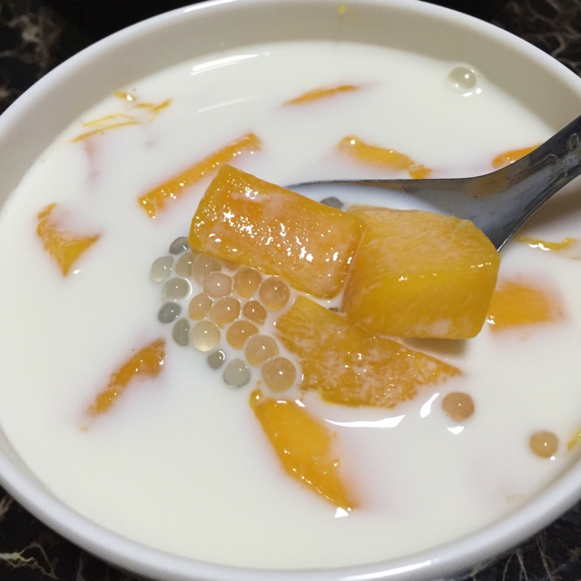 芒果牛奶西米露
