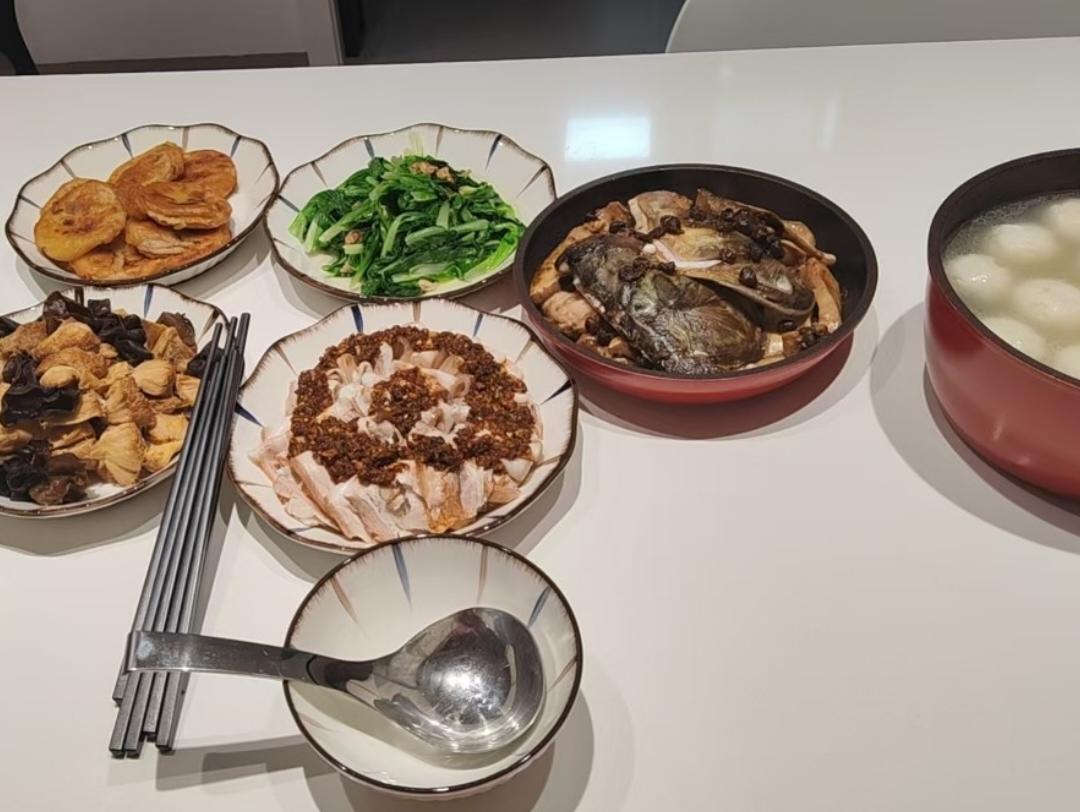 家庭聚餐
