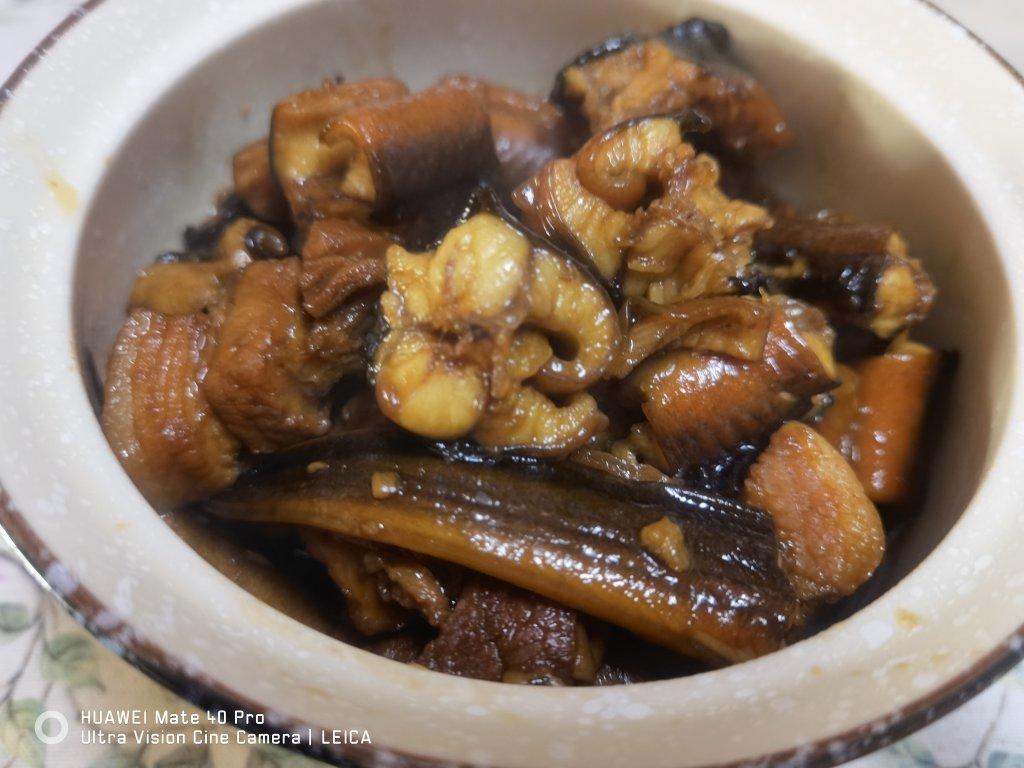 红烧肉烧鳝筒