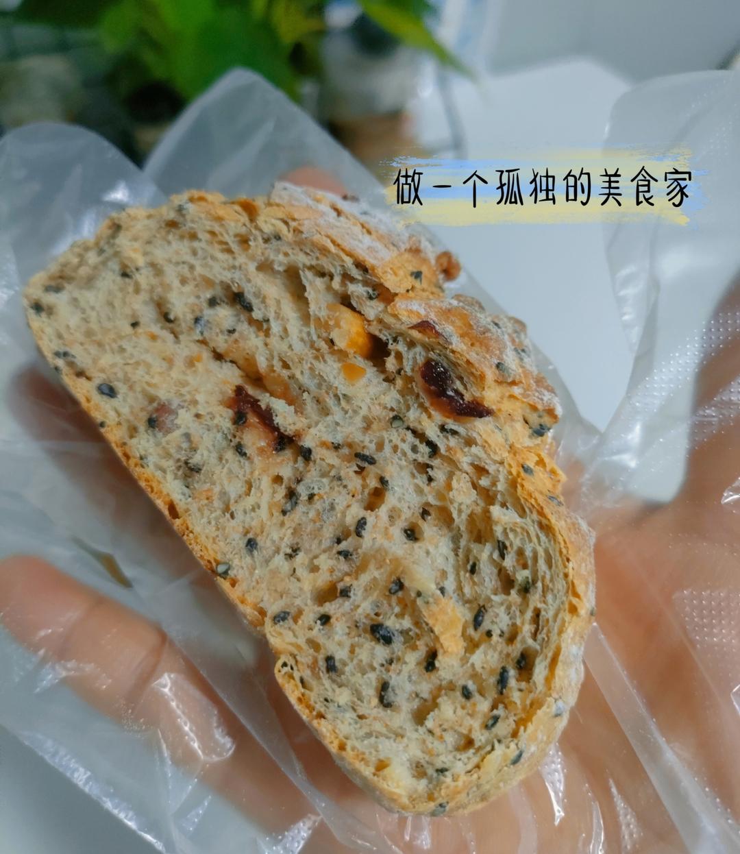 🥖黑芝麻蔓越莓面包｜无油糖无需揉面🉑