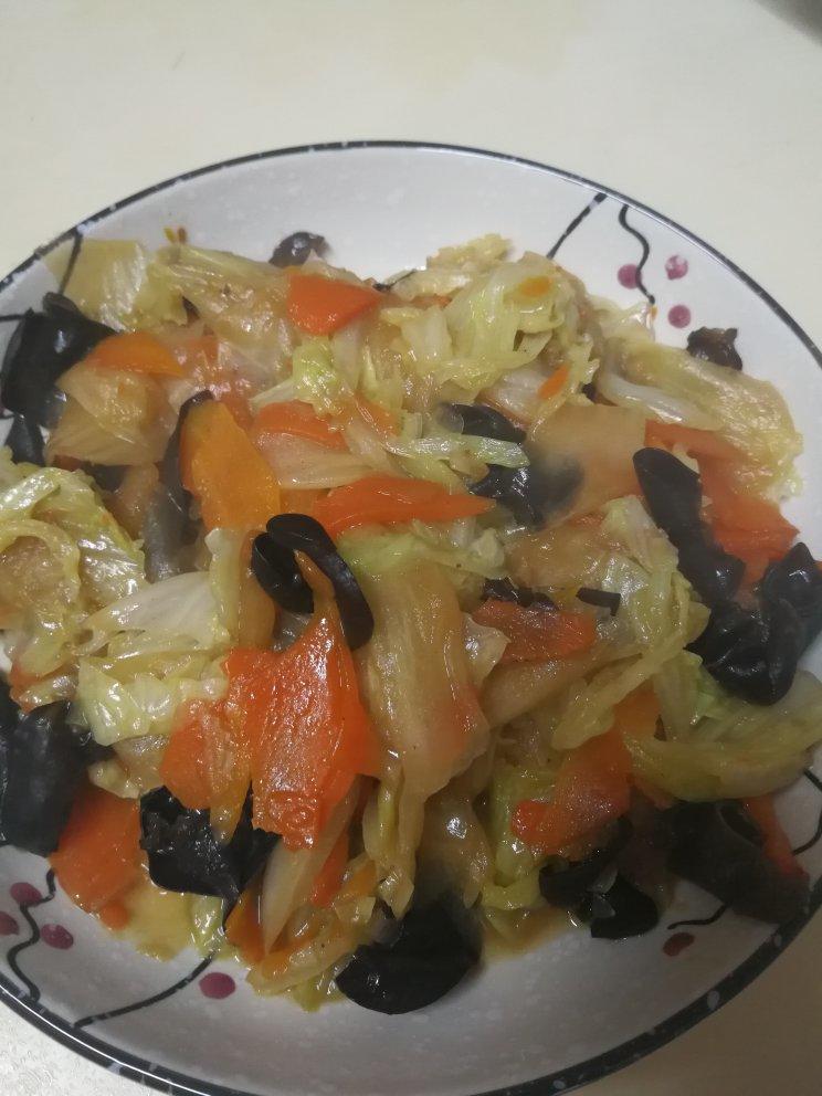 木耳胡萝卜炒白菜
