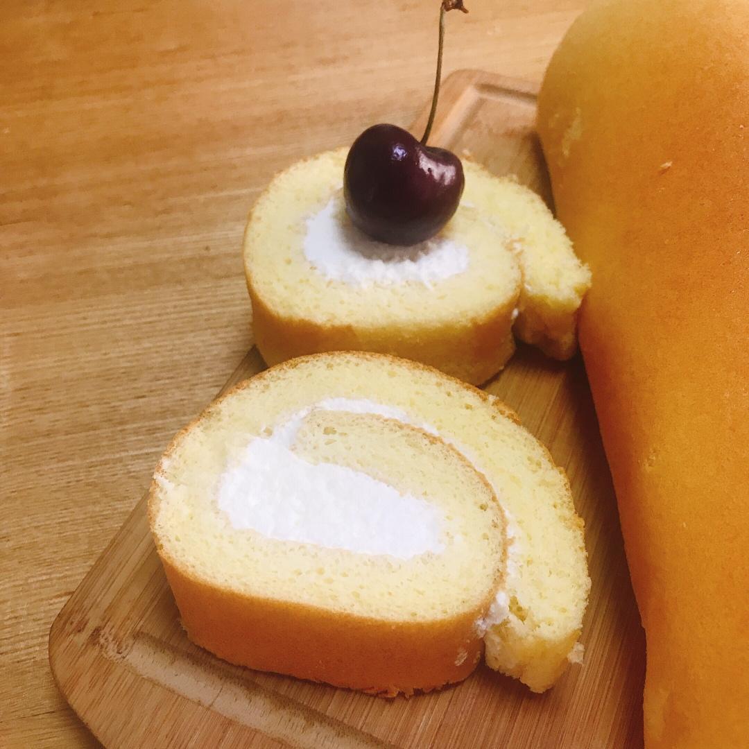 《Tinrry下午茶》教你做基础原味蛋糕卷