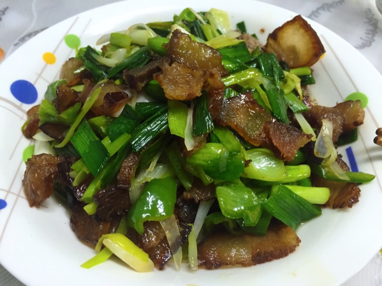 蒜苗炒腊肉
