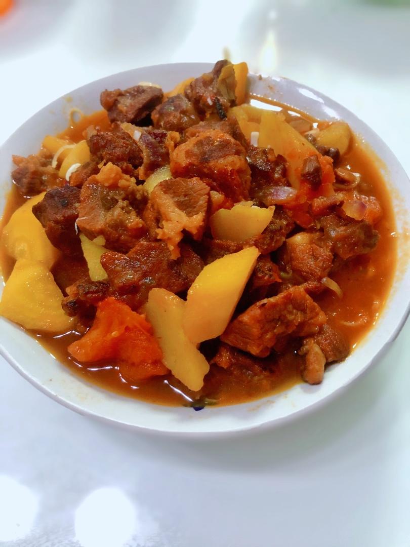 番茄土豆炖牛腩