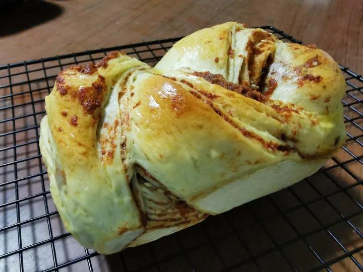 香葱肉松手撕吐司