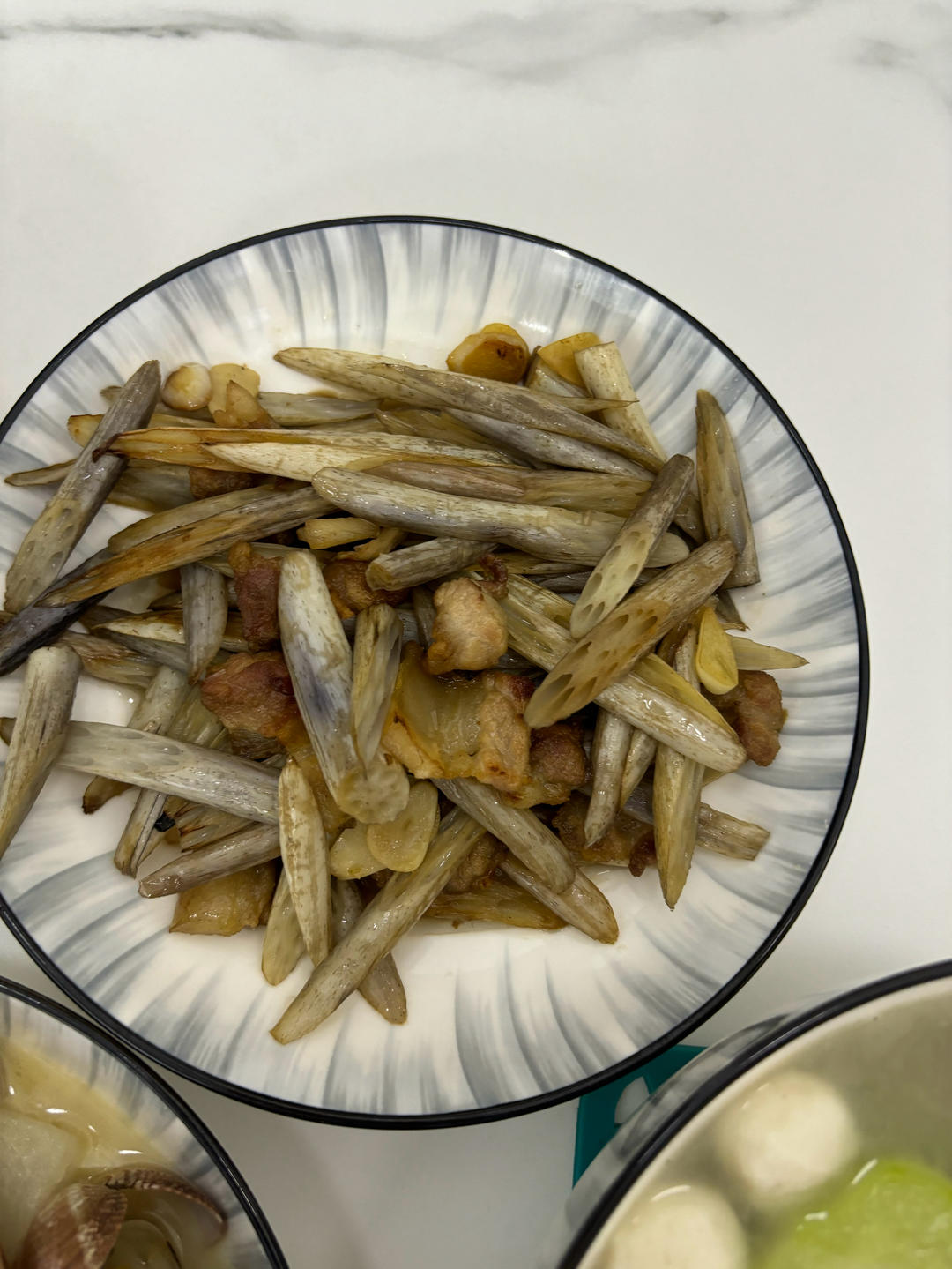 能干掉几碗饭的酸辣藕带炒肉丝