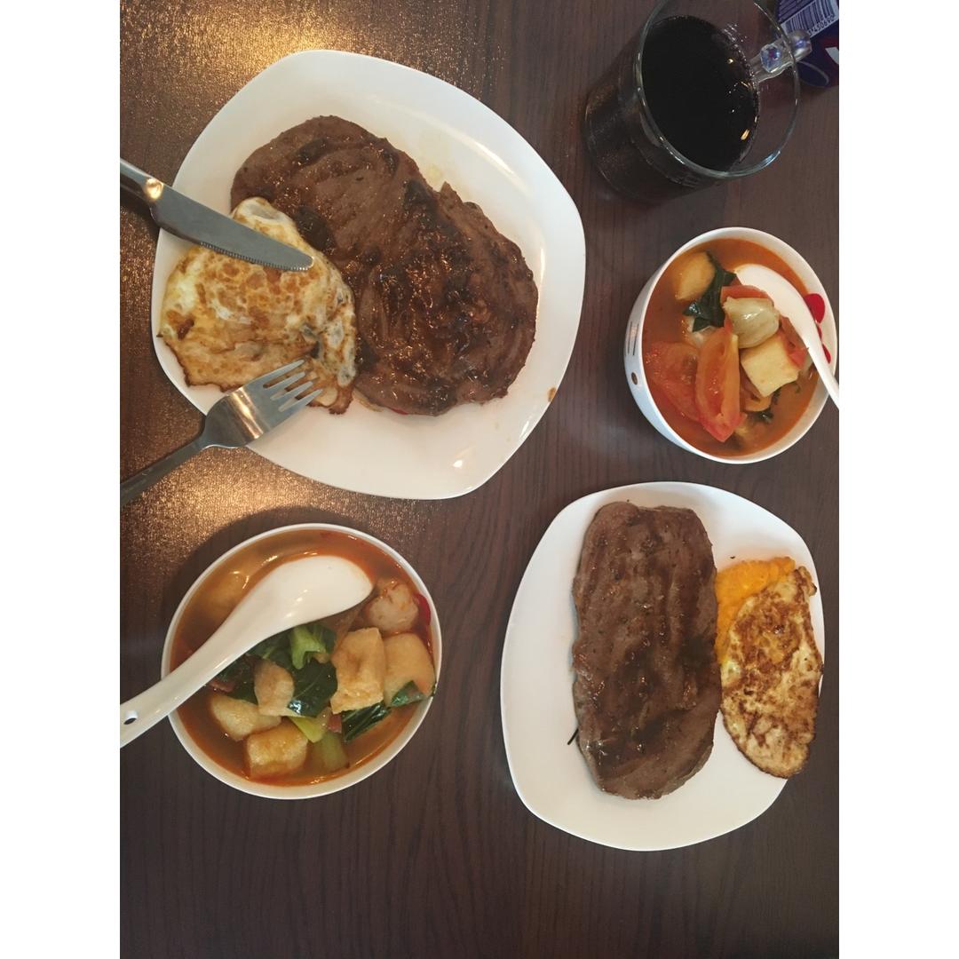 四分钟煎好一块鲜嫩多汁的牛排