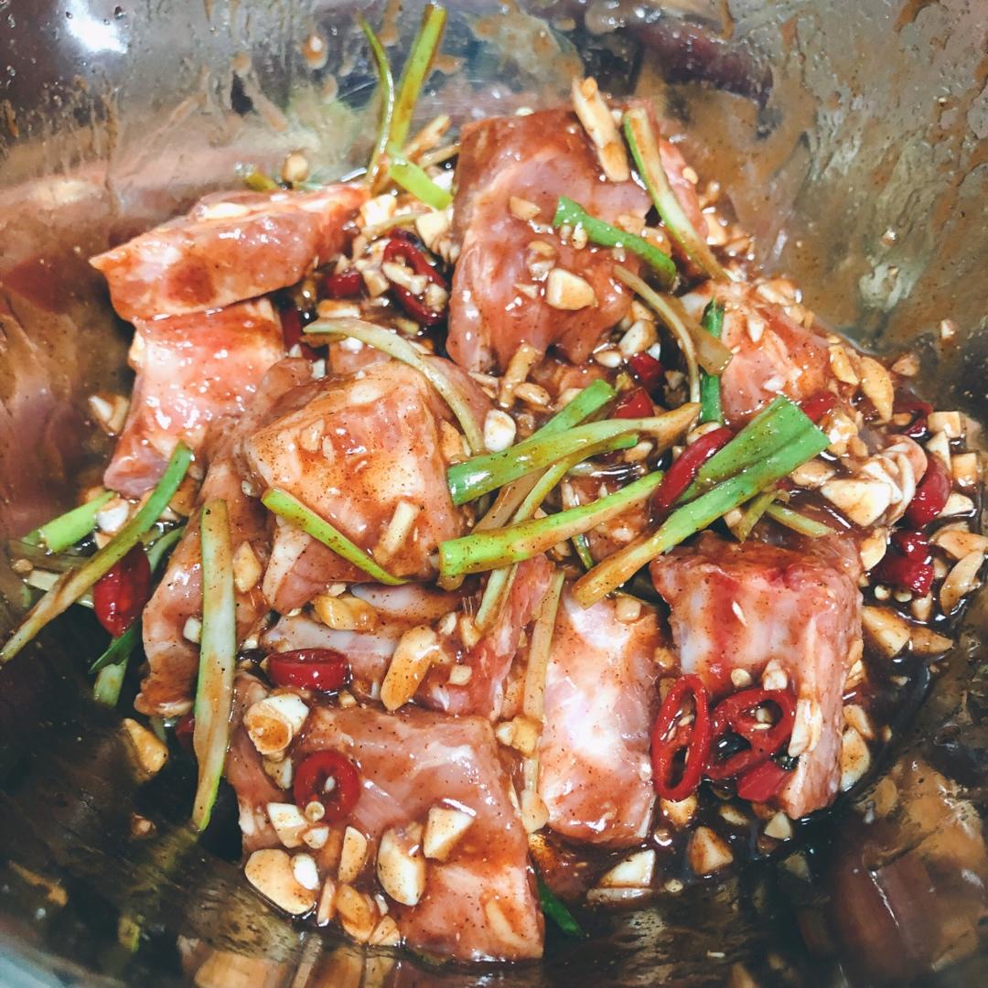 滋滋烤排骨——排骨最好吃的做法没有之一！