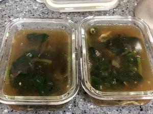 快手菠菜虾皮汤的做法 步骤7