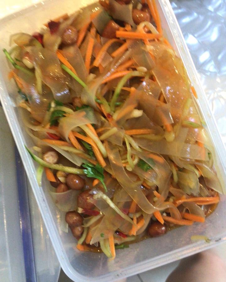 自制弹力十足的红薯粉皮子