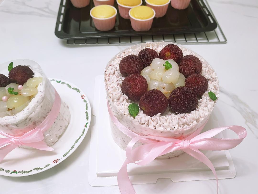 杨梅荔枝漩涡蛋糕
