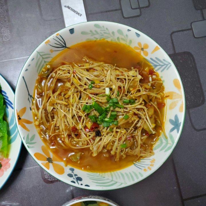超下饭的炒金针菇！！