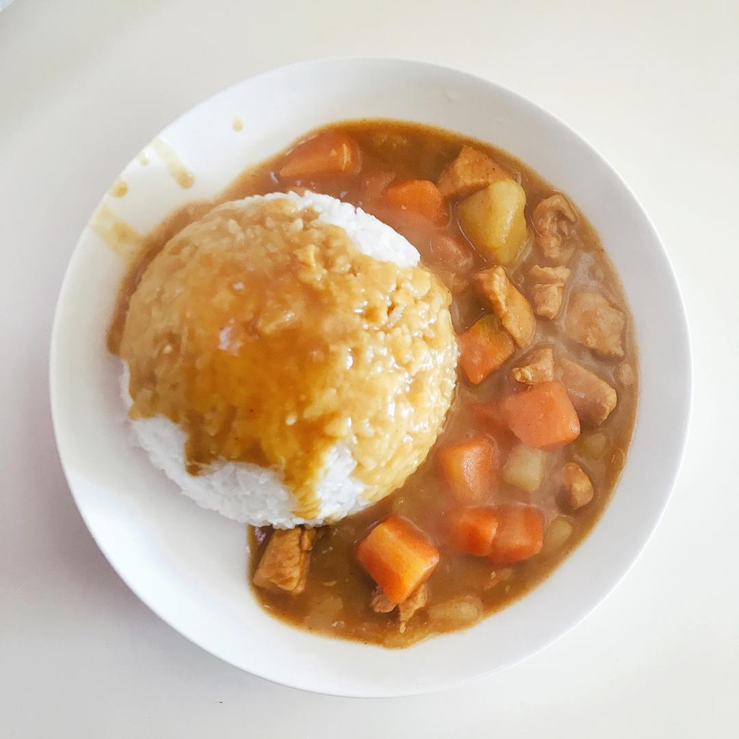 咖喱鸡肉饭