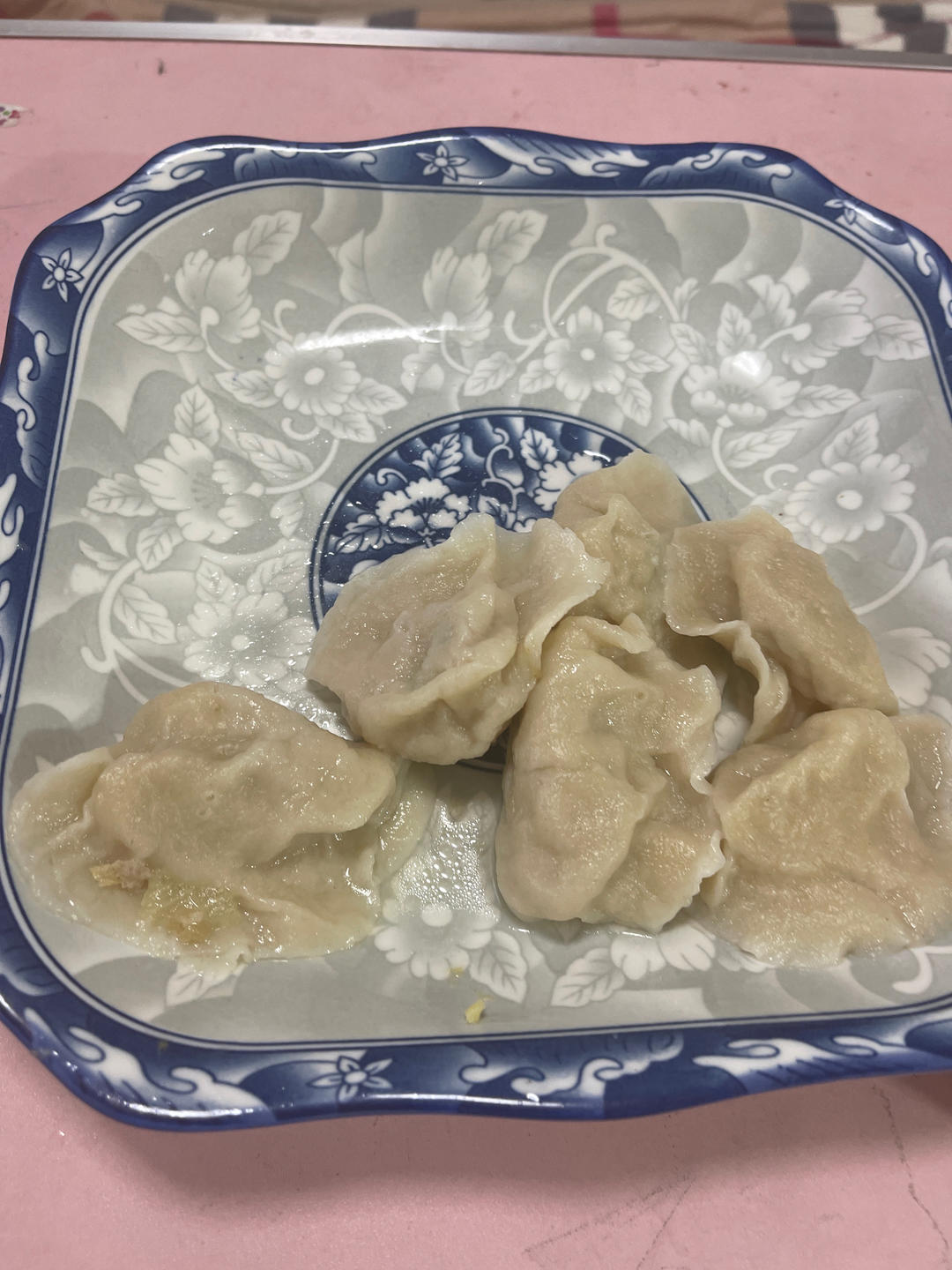 猪肉菜馅饺子     基础饺子的包法