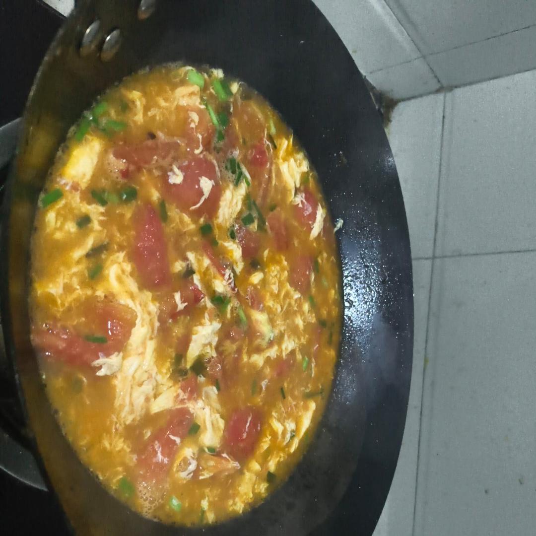 【跟我做不会错】简单又好喝的西红柿鸡蛋汤，家常又营养哦