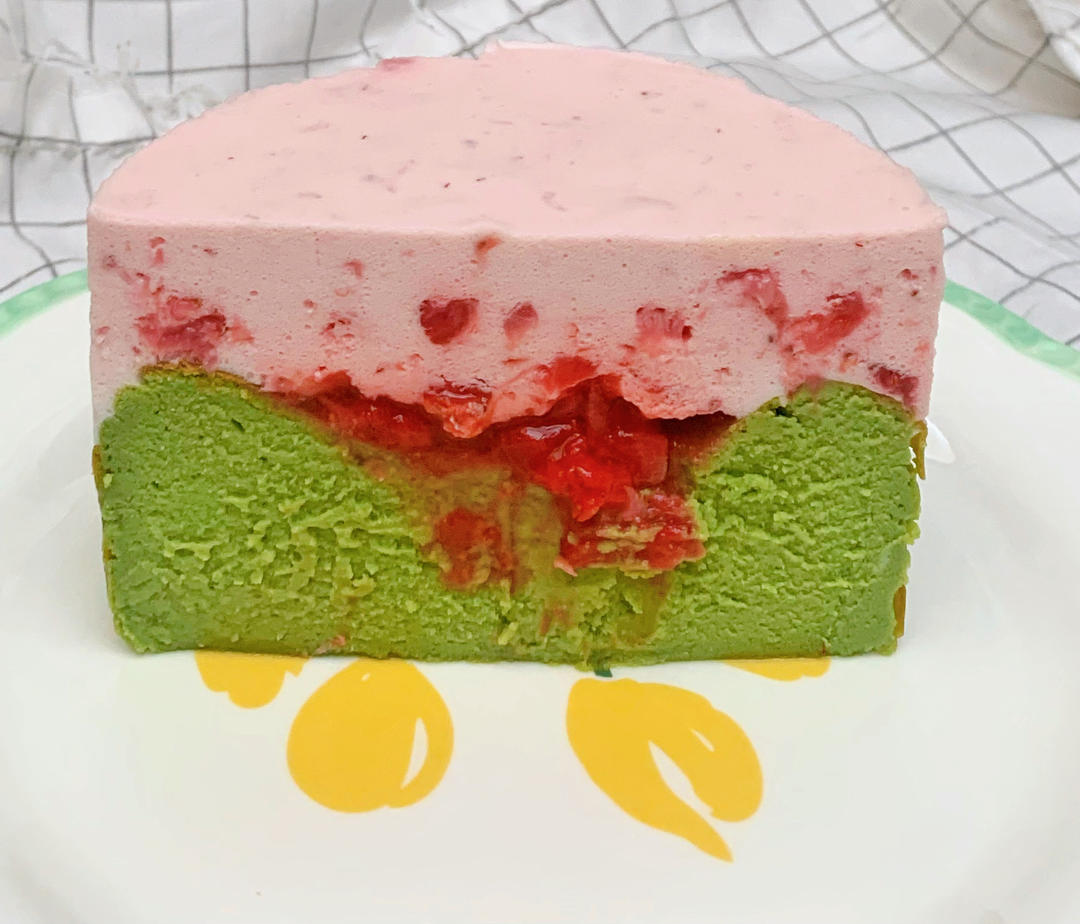 8寸草莓🍓慕斯蛋糕🍰（草莓酱馅）